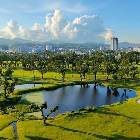 Dreamy 2Br Condo, With A Golf Course View Cebu Exteriér fotografie
