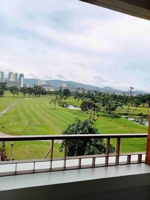 Dreamy 2Br Condo, With A Golf Course View Cebu Exteriér fotografie