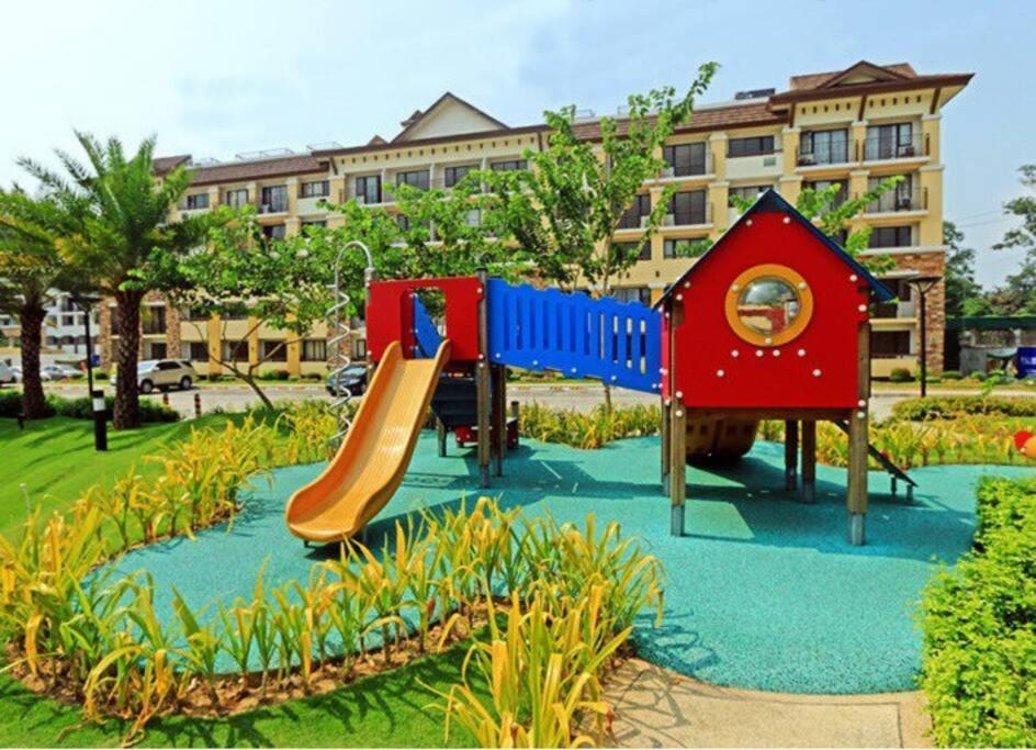 Dreamy 2Br Condo, With A Golf Course View Cebu Exteriér fotografie